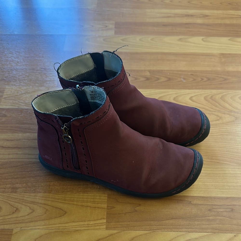 JBU Women's Ankle Boots in Brown
